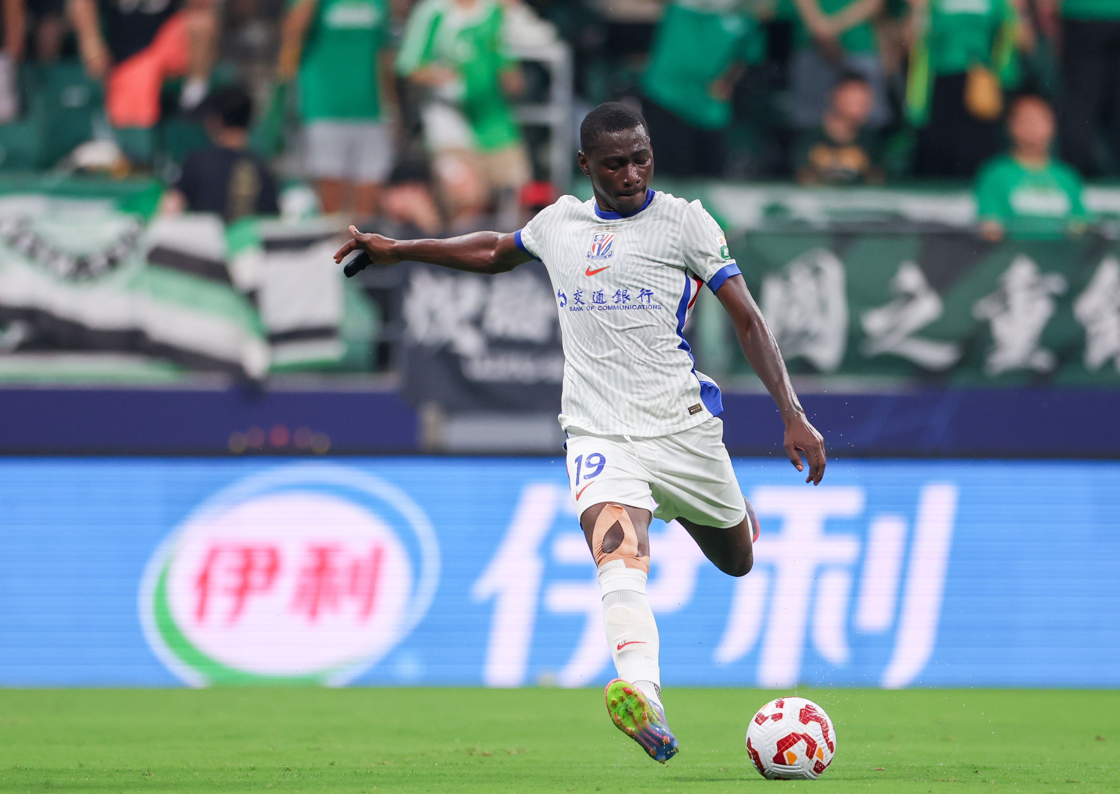 申花教学赛3-1胜上海泽天,阿苏埃归队进球