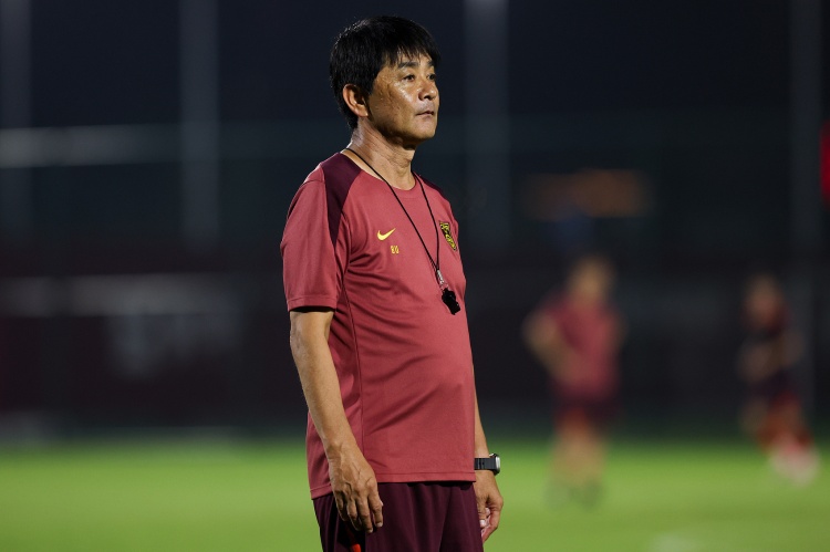 浮嶋敏:对阵阿森纳U17锻炼价值非常大,5天4赛肯定会轮换阵容