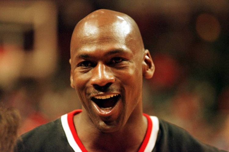 季后赛生涯场均得分榜:乔丹第一 KD第二 詹姆斯第四 库里第七