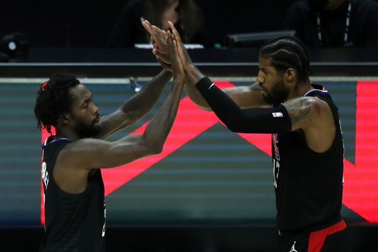 贝弗利:网红真别碰瓷NBA了 乔治曾连续一个半月在训练里投篮全中